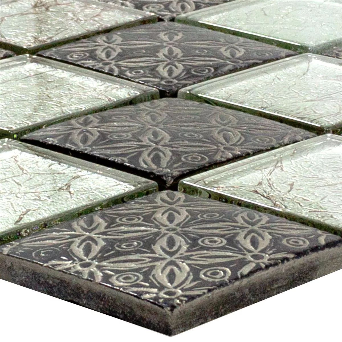 Vzorek Skleněná Mozaika Dlaždice Bayford Ornament Stříbrná Černá